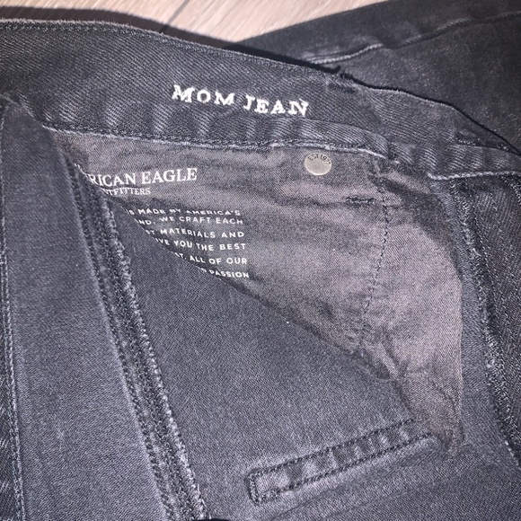 AE ripped black mom jeans - Picture 2 of 5